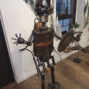 robot en métal